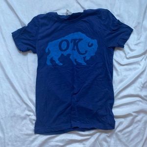 Small Oklahoma T-shirt with Buffalo